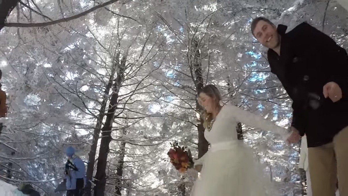 Video cane matrimonio